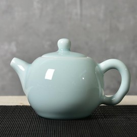 Celadon Teapot,Jade Green Porcelain Teapot,Kungfu Tea Utensil,Tea Ceremony,4 Optional Colors,龙泉青瓷茶壶 (Light Green)