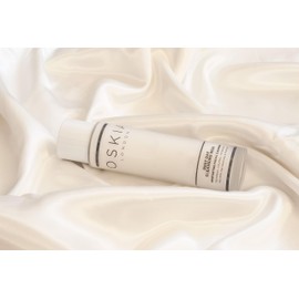 Oskia - Rest Day Comfort Cleansing Milk