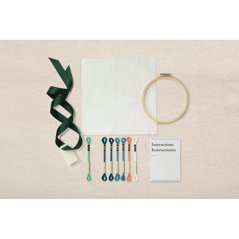 DMC - Embroidery Kit - Stork Embroidery - Gift of
