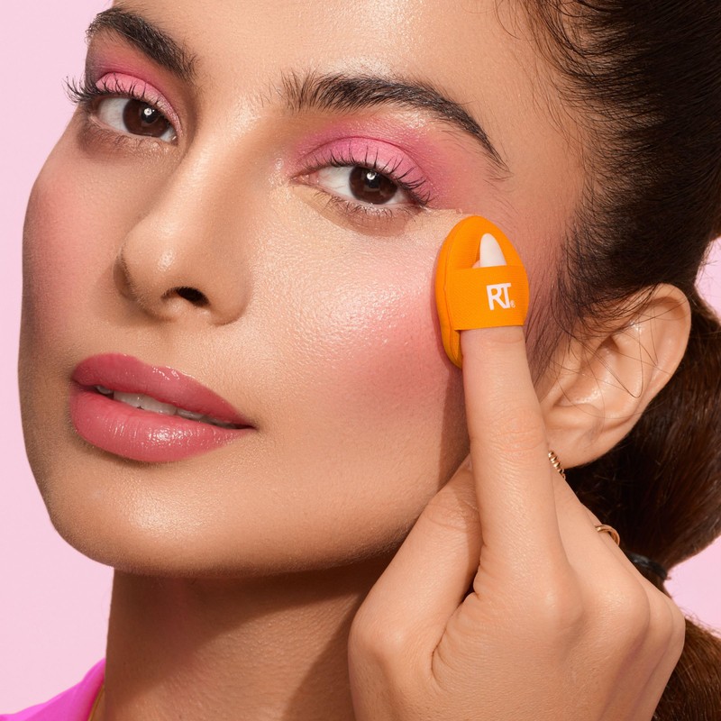Real Techniques Mini Miracle Concealer Puff Trio Small Makeup Puff