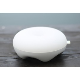 ARTIX Incandescent Pod Lamp, Motion-Activated Desk Lamp, White Satin-Finish with USB Charging Ports and Smart Eye Protecting Technology with No-Touch Dimming Ability