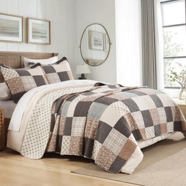 KALOOLA Plaid Quilts Queen Size - 100% Cotton Lightweight Quilted Bedding Set 3 Pcs, Farmhouse Botanical Bedspread with 2 Pillow Shams, Reversible Bed Coverlet for All Season, Brown/Charcoal/Gray