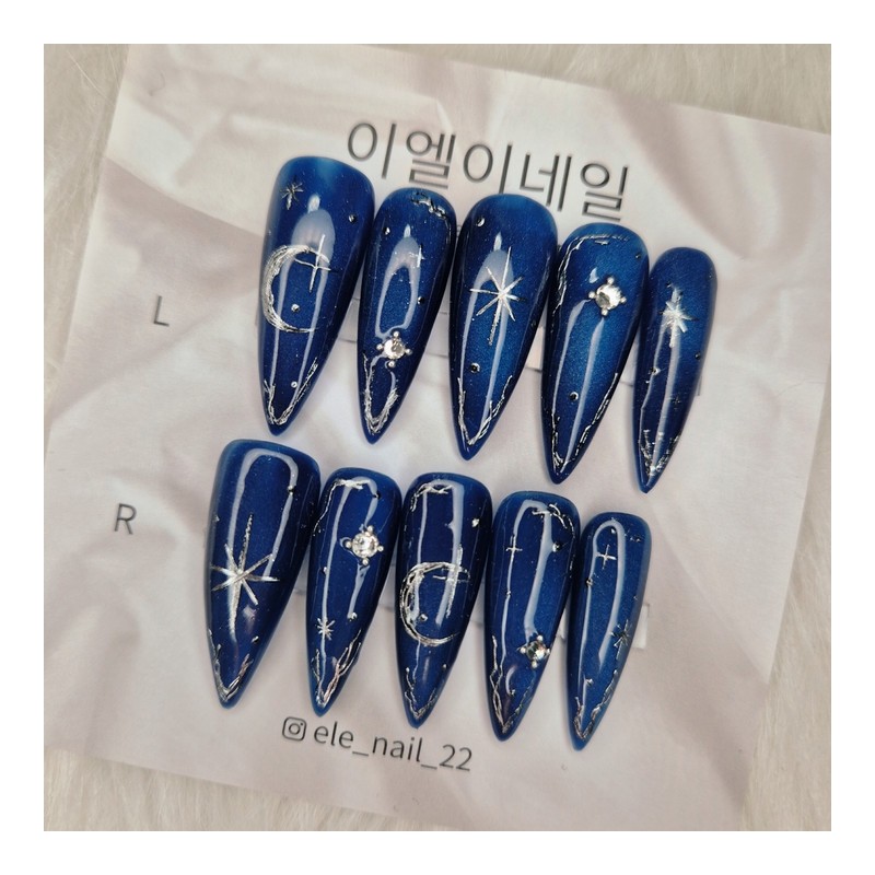 Silver Moonlight Nail Handmade Nail Tips - Almond / 실버
