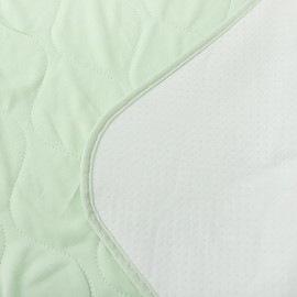 GRUENERDE Reusable Bed Pads for Incontinence 140*100cm Pastel Green Heavy Absorbency Waterproof Underpads Protection Washable Mattress Pads with Non-Slip Backing for Adults