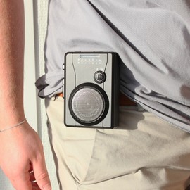 FISHTEC - Cassette Record Radio - Retro Radio with Modern Functions - MP3 Cassette, USB Port, FM/AM Radio, Voice Recording, Built-in Speaker - Extendable Antenna - Audio Music