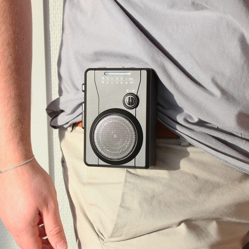 FISHTEC - Cassette Record Radio - Retro Radio with Modern