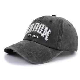 Engagement Gifts for Couples, 2025 Groom Bride to Be Baseball Cap, Mr Mrs Honeymoon Essentials Hat, Wedding Gifts for Newlyweds Wife Husband Him Her Black