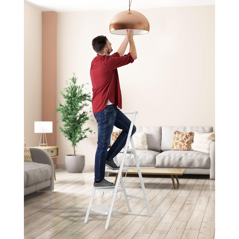 GORWARE 4 Step Ladder, Foldable Step Stools 330lbs Lightweight Sturdy