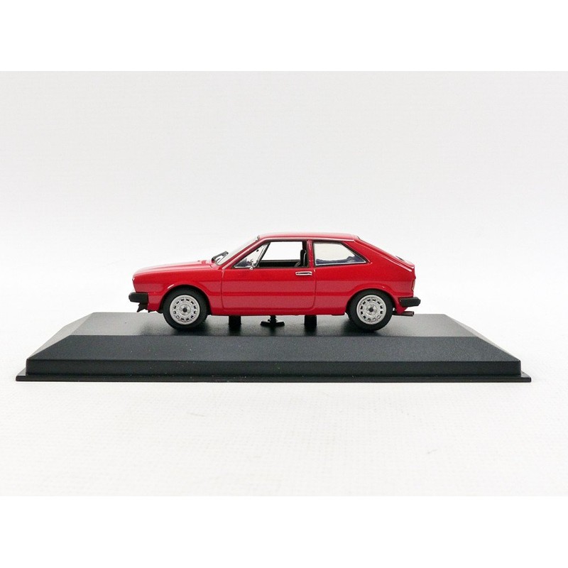 Minichamps 940050422 1: 43 1974 VW Scirocco – Rot