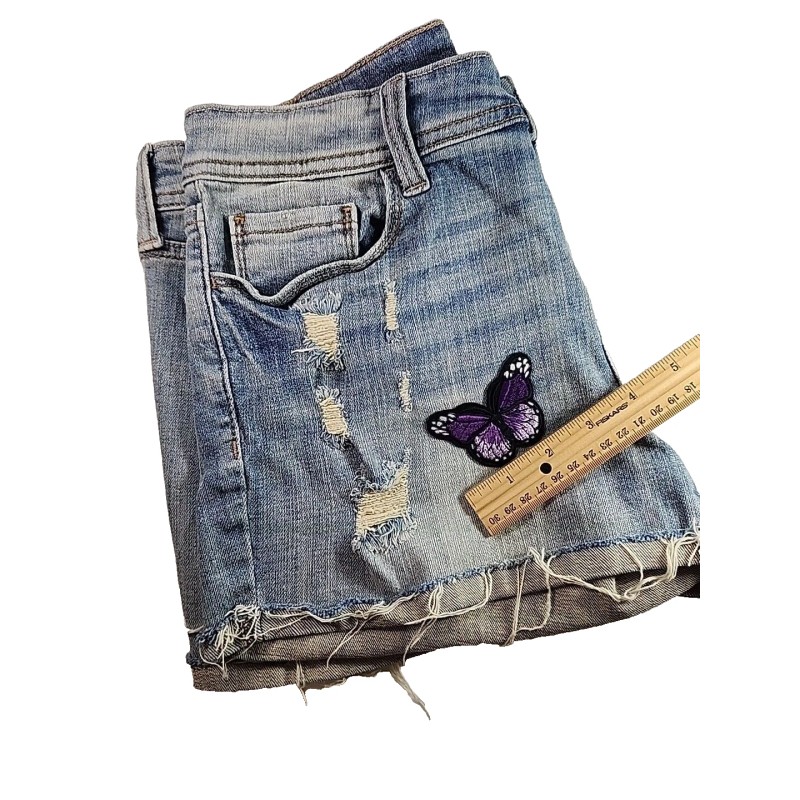 Butterfly Patch/Badge High Quality Iron-On Sew-On Purple