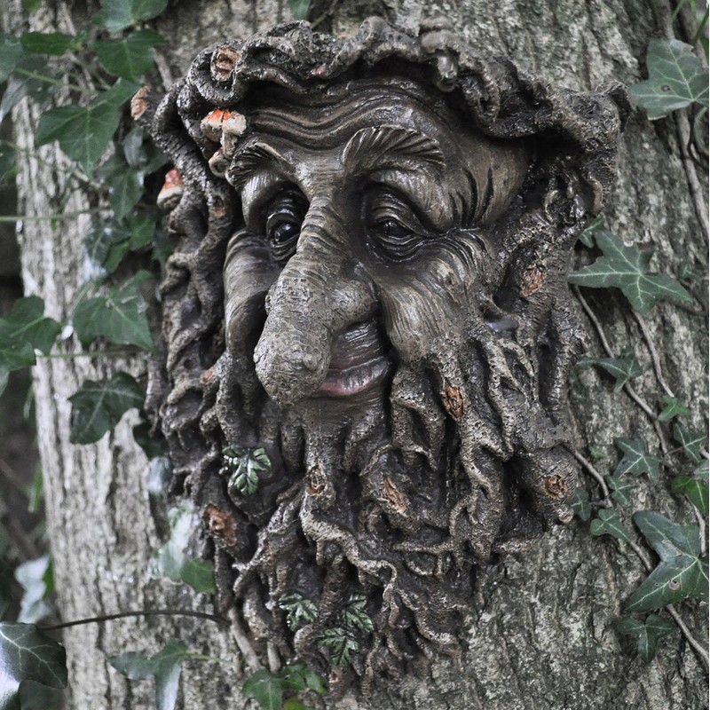giftz Treant Fairy Elf Pixie Door Garden Ornament Figurine Statue
