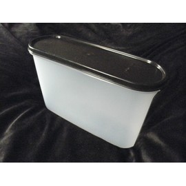 Tupperware Modular Mate Super Oval 3 with Black Seal