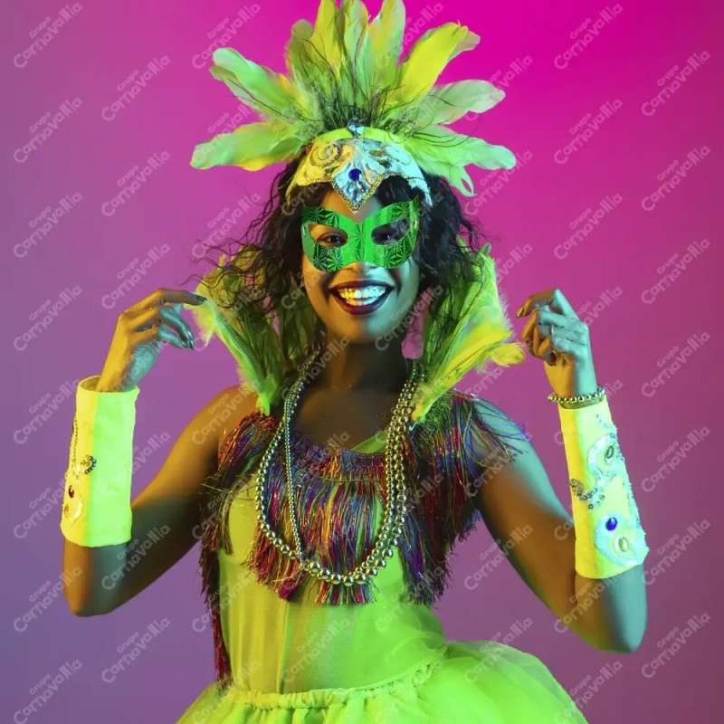 12 Antifaz Metálicos Cartón Multicolor Fiesta Batucada Event