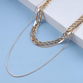 Yheakne Vintage Layered Curb Chain Necklace Gold Herringbone Necklace Punk Round Snake Chain Necklace Multiple Layering Chain Necklace Jewelry for Women and Girls