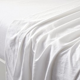 Eikei Washed Cotton Chambray Fitted Sheet Set Solid Color Casual Modern Style Bedding Set Relaxed Soft Feel Natural Wrinkled Look (White, Twin)