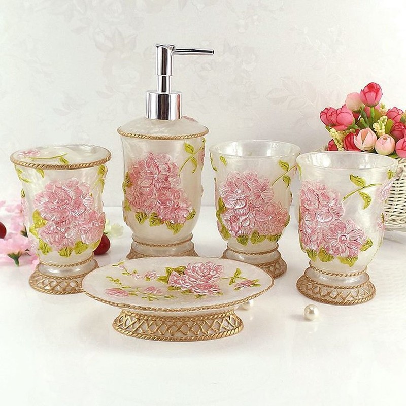 Vintage Bathroom Accessories, 5Piece Bathroom Accessories Set, Bathroom Set Features,
