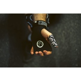 Mammal Strength Mammal Grips (Wide) Gymnastic Hand Grips - Fingerless / 0-Hole - Used by Men & Women in Weightlifting, WOD, Pull Ups, Muscle ups, Palm Protection, Hand guards(BLACK, SMALL)