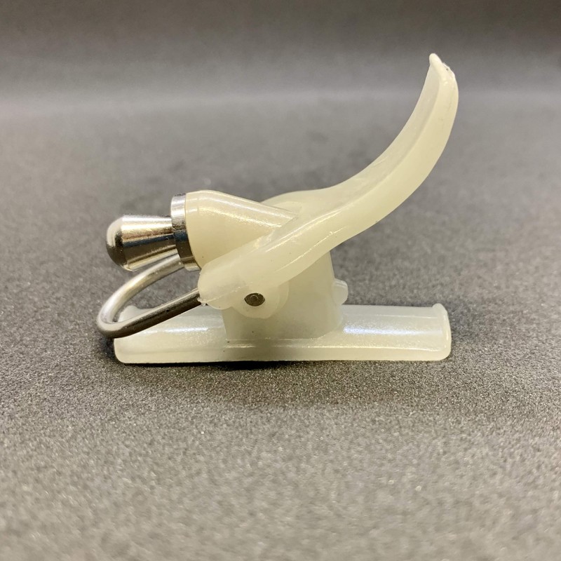 Sea/Shore/Beach/Mackrell Fishing Casting Trigger/Bionic finger/Finger casting aid/Casting cannon (Glow In