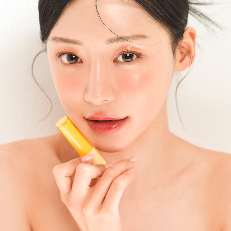 Derma Share Shea Butter Moisturizing Moisturizing Nutrition Hypoallergenic Lip Care