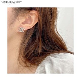 VINTAGE LUXURY Silver Pearl Earring (CH0695E01) 1pair