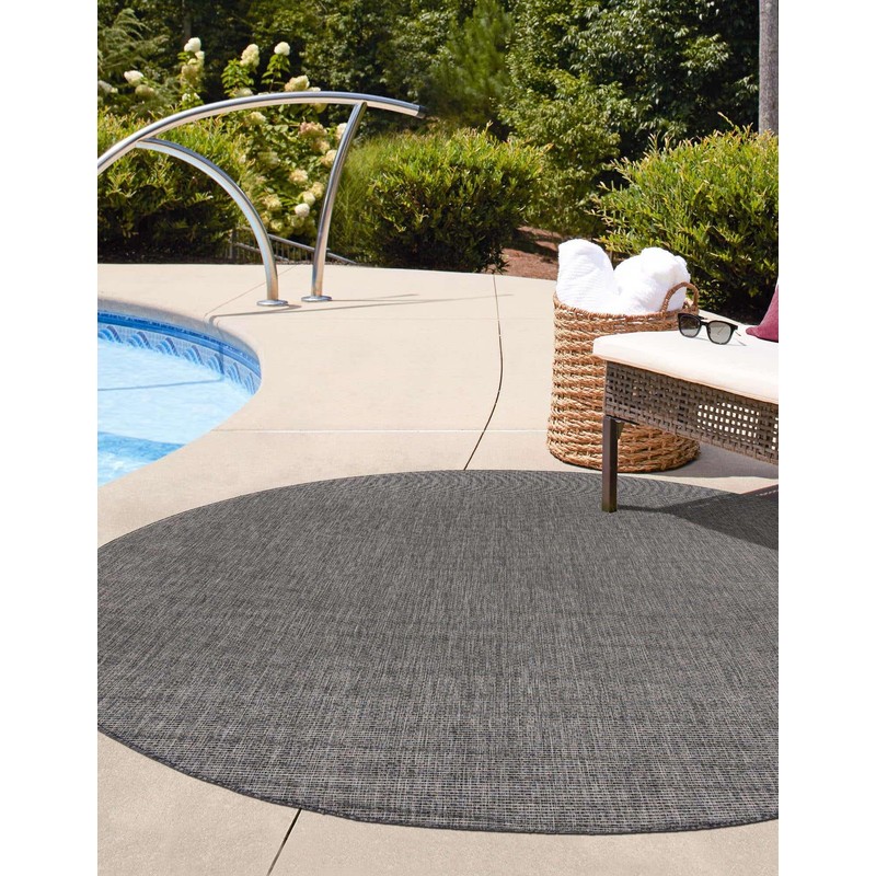Unique Loom Outdoor Solid Collection Area Rug (10' Round Black/Ivory)