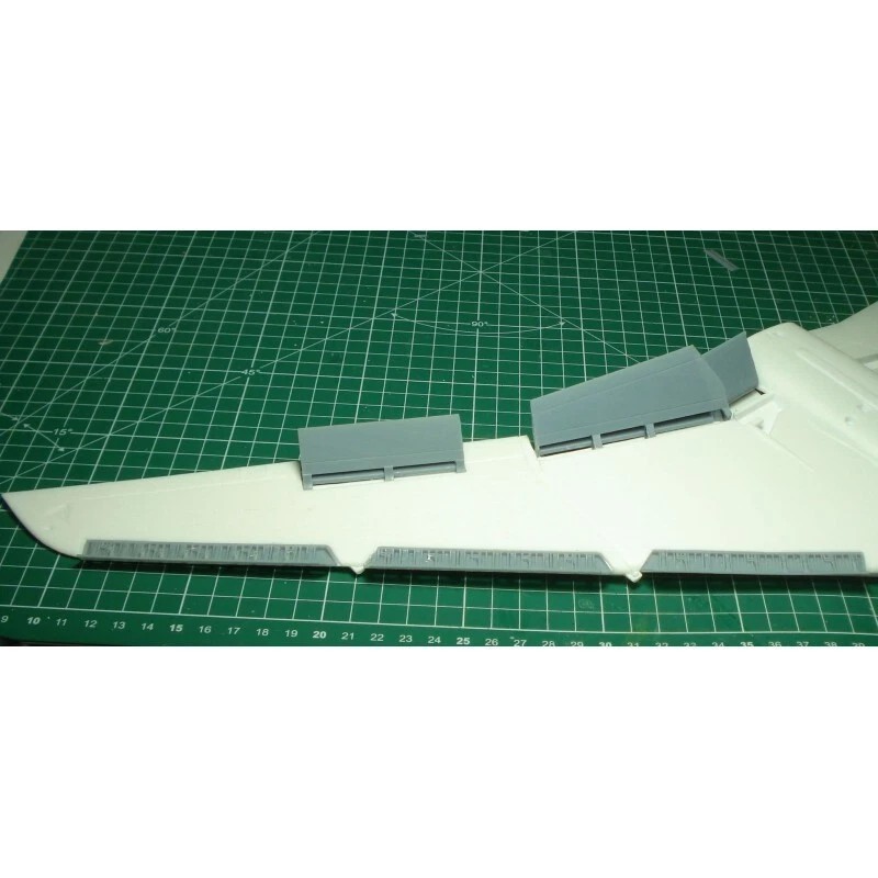 Reskit 1/72 LAC720004 B707-336 & E-3B Sentry For B707 Heller