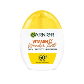 Garnier Vitamin C* Wonder Tint SPF50+, Medium Shade, All-In-1 Tinted Fluid - Even, Protect and Brighten - 5% [GLYCERIN + NIACINAMIDE + VITAMIN C*] - 40ml