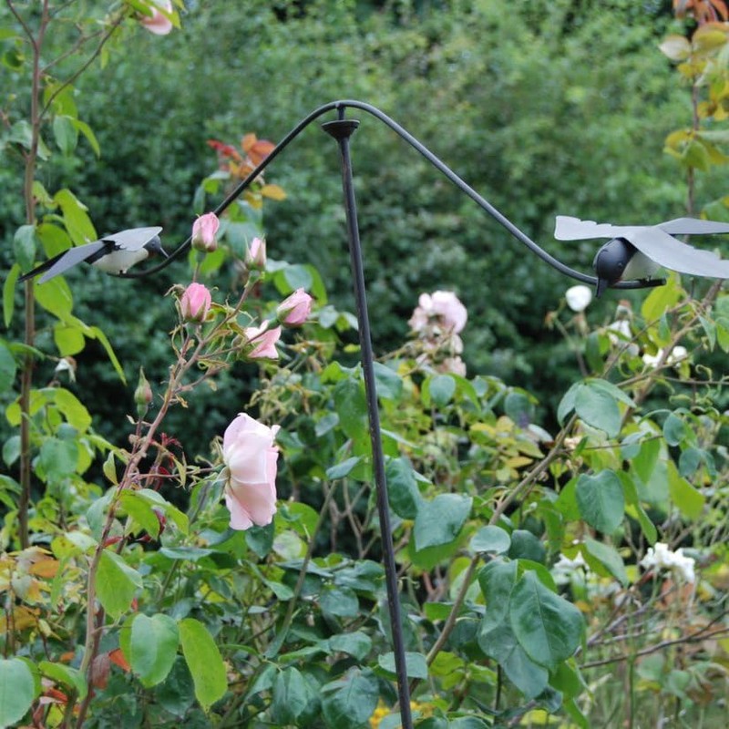 MAISONICA Tall 1.5m Rusty Swallow Metal Garden Stake Spinner Balancer