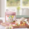 Yankee Candle Large Jar Scented Candle, Rainbow Shake