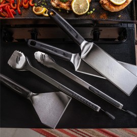 BLACKSTONE Blackstone 5464 Griddle Tool Kit Outdoor Indoor Grill BBQ Utensils Cooking Accessories-Heat ResistantC 2 Long Spatulas, 2 Angled Scraper Classic Tong, 1 (32oz) Squeeze Bottle, Black, Silver, White
