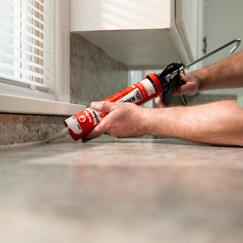 Red Devil 0445 Silicone Acrylic Caulk & Sealant, 100% Waterproof,