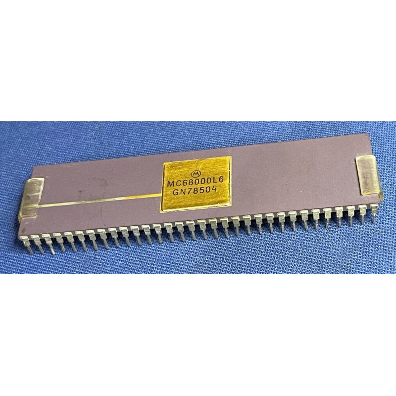 Motorola MC68000L6 CPU MOTOROLA VINTAGE 1983/85 64-Pin 68000 16-Bit MC68000L