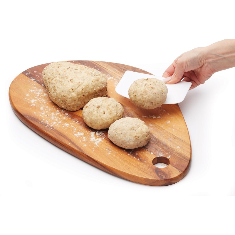 KitchenCraft Plastic Dough Cutter and Scraper, White, 13.5 x 9