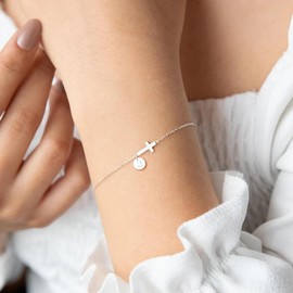 Cross Bracelet for Women Dainty Cross Bracelet with Initials Gold Link Chain Bracelets Christian Gifts for Women Teens Easter Baptism Religious Jewelry, 6.8, Metal, no gemstone