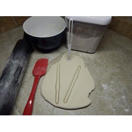 CROCHET HOOK KNITTING NEEDLE WEAVING CRAFT ART LOOP MAKING INTERLOCKING STITCHES FABRIC YARN THREAD COOKIE CUTTER BAKING TOOL 3D PRINTED MADE IN USA PR2084