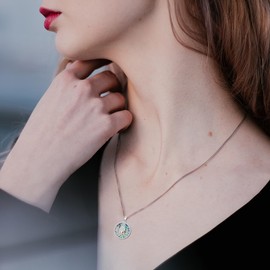 MEIDERBO Scottish Thistle Necklace 925 Sterling Silver Celtic Knot Scotland Flower Pendant Necklace Scottish Abalone Shell Jewelry Gifts for Women