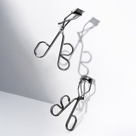 Jeongsaemmul JUNGSAEMMOOL Master Class Two Finger Eyelash Curler 1ea / 정샘물 마스터클래스 투 핑거 뷰러 1ea