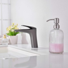 TUTEW Glass Soap Dispensers with Brushed Nickel Pump Head, Hand Soap Dispenser for Kitchen and Bathroom, Heavy Glass Soap Dispenser 15oz, High Purity Glass (2 Pack)