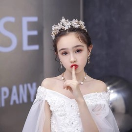 YOVECATHOU Butterfly Crystals Pearl Wedding Bridal Crown Tiara Bride Hair Accessory For Women and Girls