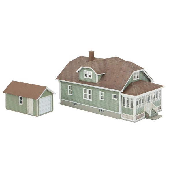 Walthers Cornerstone HO Scale Model Kit - Updated American Bungalow with Single-Car Garage