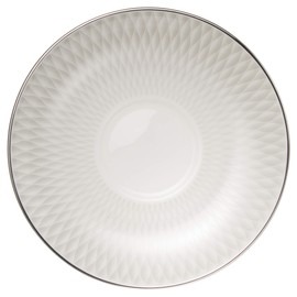 Narumi 52073-1946 Cup and Saucer, Raffle Platinum, Platinum, 5.9 inches (15 cm), Made in Japan