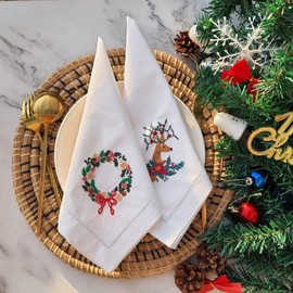 HCRAFT Embroidered Cotton Table Napkin, Cloth Napkins Set of 4 18"x18" Christmas Napkin Square Fabric, Dining Room, Napkins Cloth Machine Washable, Christmas Napkins, Great Present Ideas
