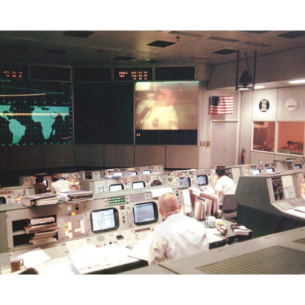 New 8x10 NASA Photo: Mission Control before Apollo 13 Explosion