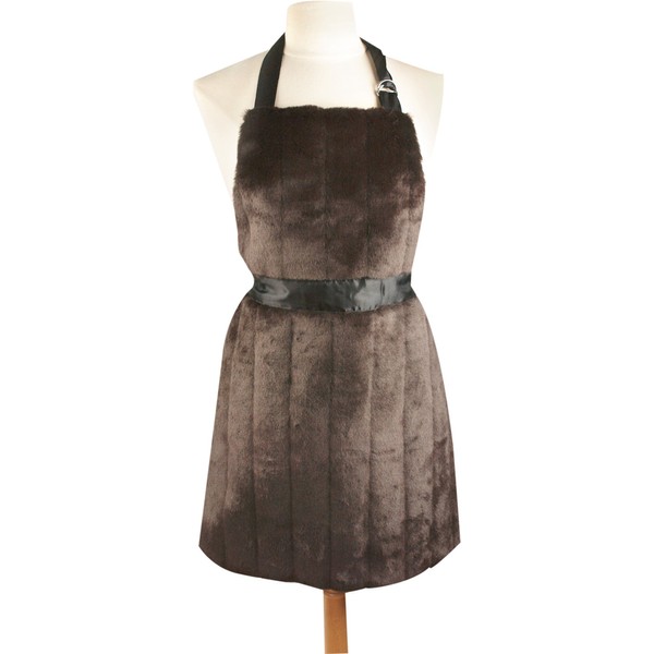 Manual Siberian Fur Apron, 20 X 28-Inch, Brown