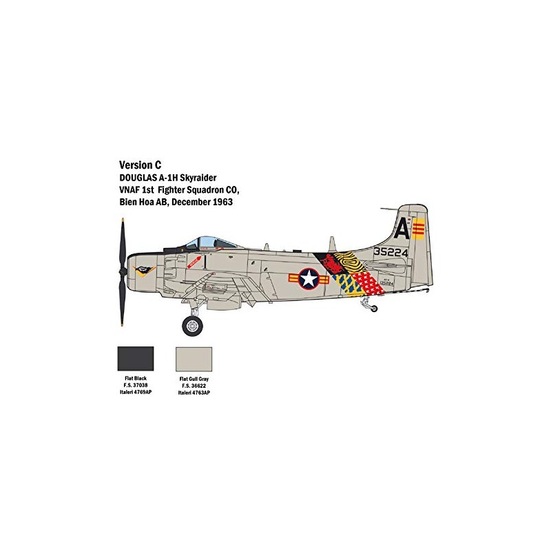 ITALERI 2788S Skyraider 1:48 A-1H Skyraider, Model Kit, Stand Model