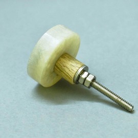 ARTISNO Wooden Door Knobs Resin Vintage Shabby Chic Interior Furniture Cabinet Drawer Knobs, Set of 6 (Off White)