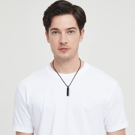 JAYUMO Men's Stainless Steel Cool Spearpoint Arrowhead Pendant Necklace for Men 20-24 inch Chain ，Gold Silver Black Necklace (Black-1, 20.00)