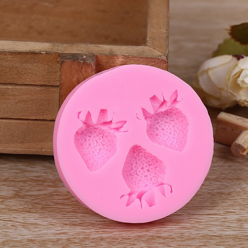 3D Strawberry Molds 1Pcs Fruit Shape Chocolate Mold Reusable Dessert