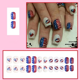 LBPEPAMZ 24Pcs 4th of July Press on Nails Short Square False Nails with Glitter Lips Heart Design Independent Day American Flag Patriotic Glue on Nails White Bling Full Cover Stick on Nails for Women