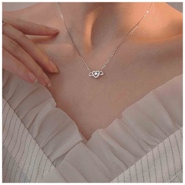 Yheakne Vintage Crystal Heart Necklace Silver CZ Angel Wings Pendant Necklace Small Heart Necklace Shiny Rhinestone Love Necklace Jewellery for Women and Girls